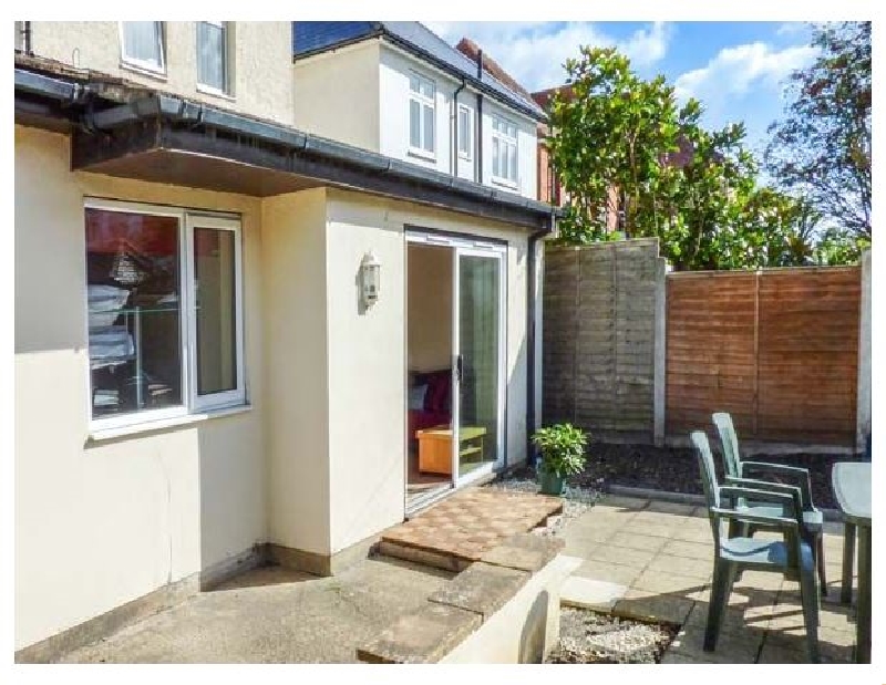 Beach Retreat a british holiday cottage for 5 in ,