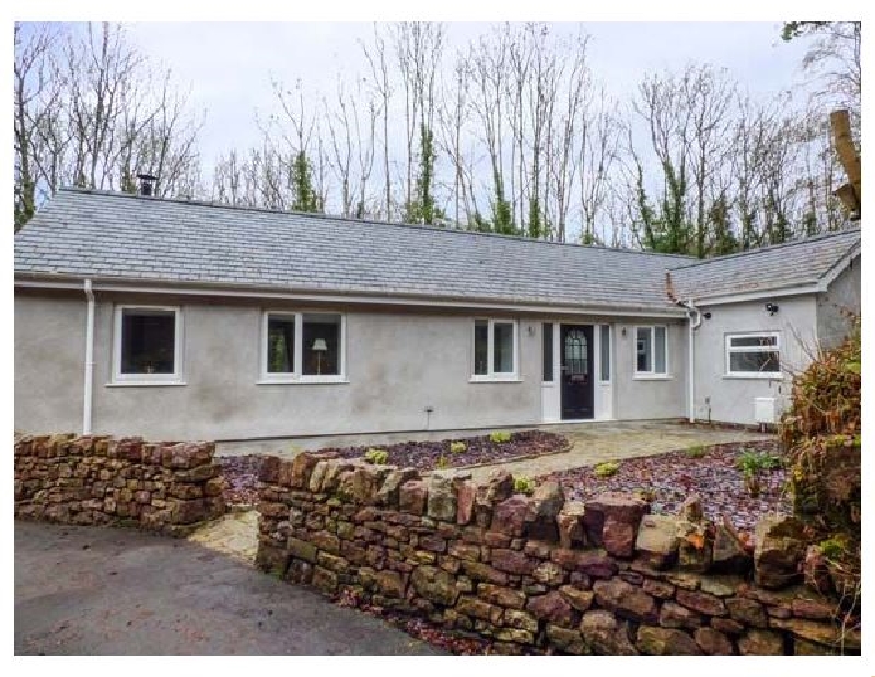 Rhiwal a british holiday cottage for 4 in ,