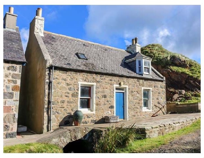 25 Crovie Village a british holiday cottage for 5 in ,