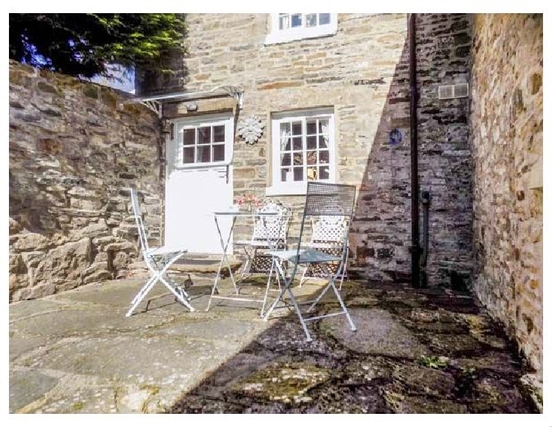 Click here for more about Puzzle Cottage