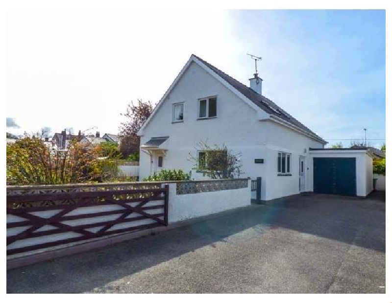 Fernlea a british holiday cottage for 6 in ,