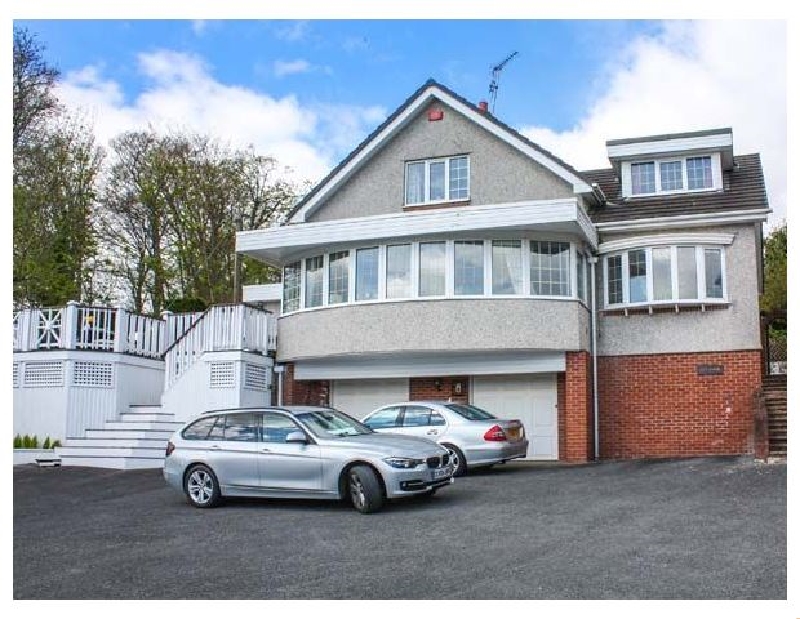 Click here for more about 11 Glyn Garth Mews