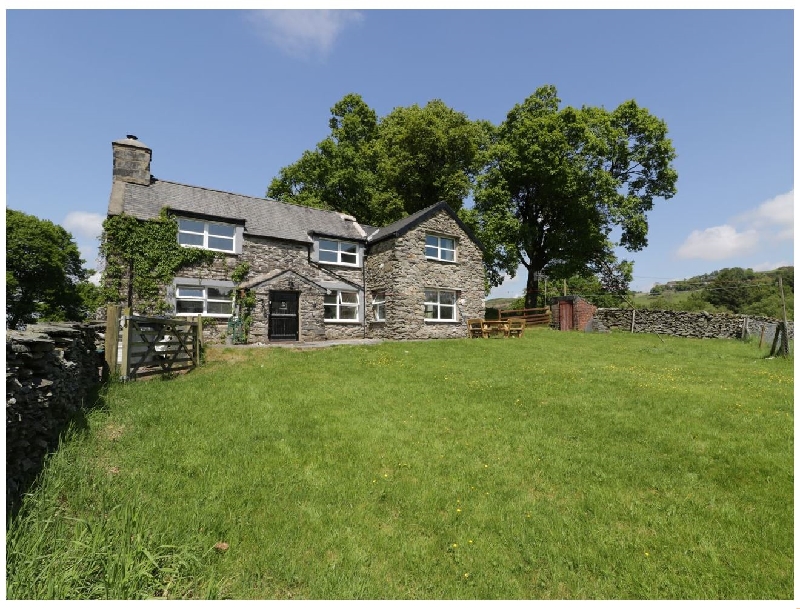 Maes Madog a british holiday cottage for 8 in ,