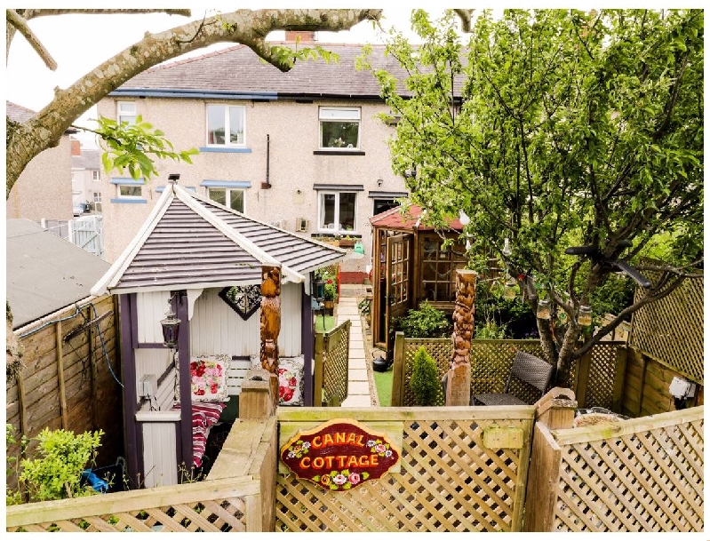 Click here for more about Canal Cottage