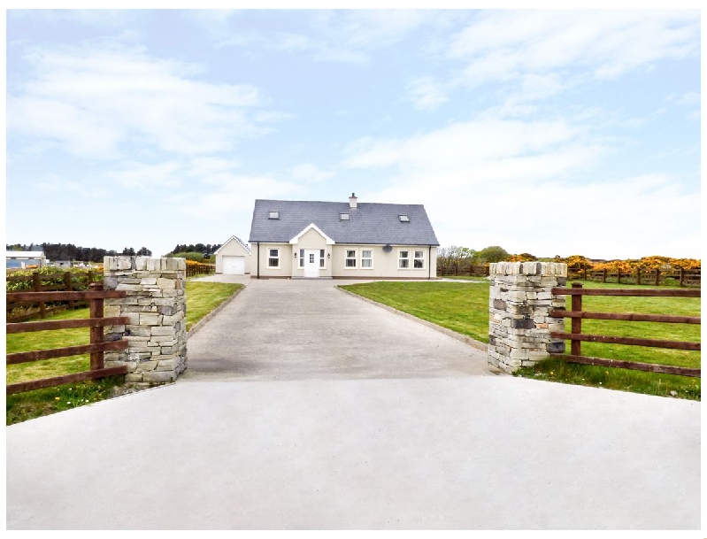 Errigal View a british holiday cottage for 13 in ,