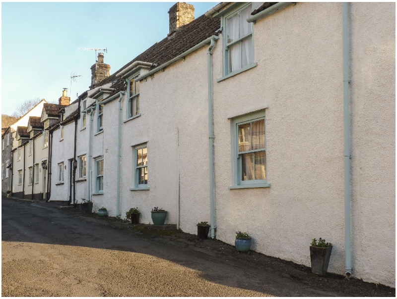Click here for more about Strawberry Rose Cottage