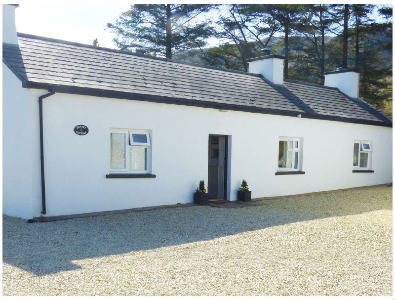 Denis's Cottage a british holiday cottage for 5 in ,