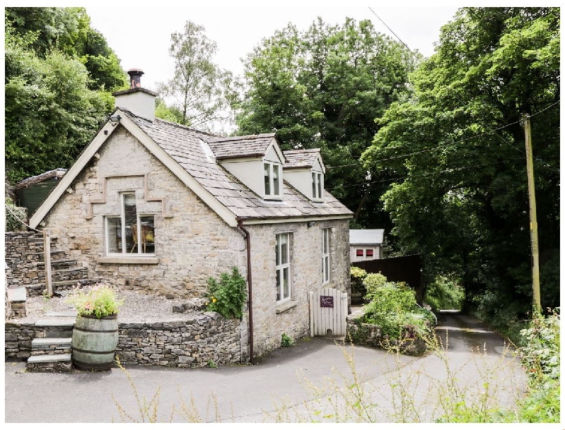 Click here for more about Honeypot Cottage