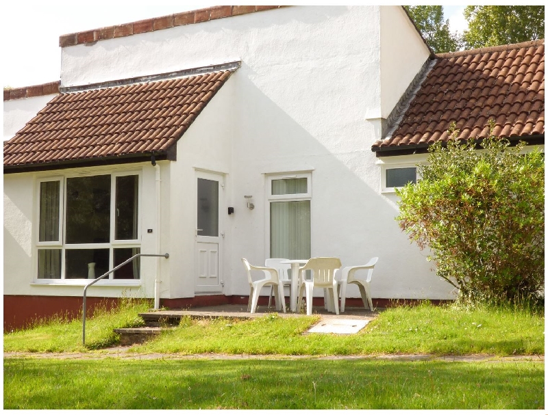 Click here for more about 4 Manorcombe