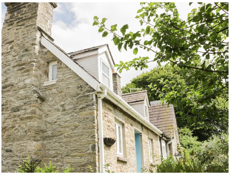 Brynaber a british holiday cottage for 3 in , 