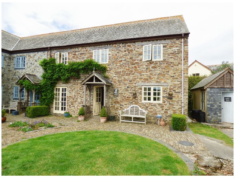 Foxes Den a british holiday cottage for 6 in , 