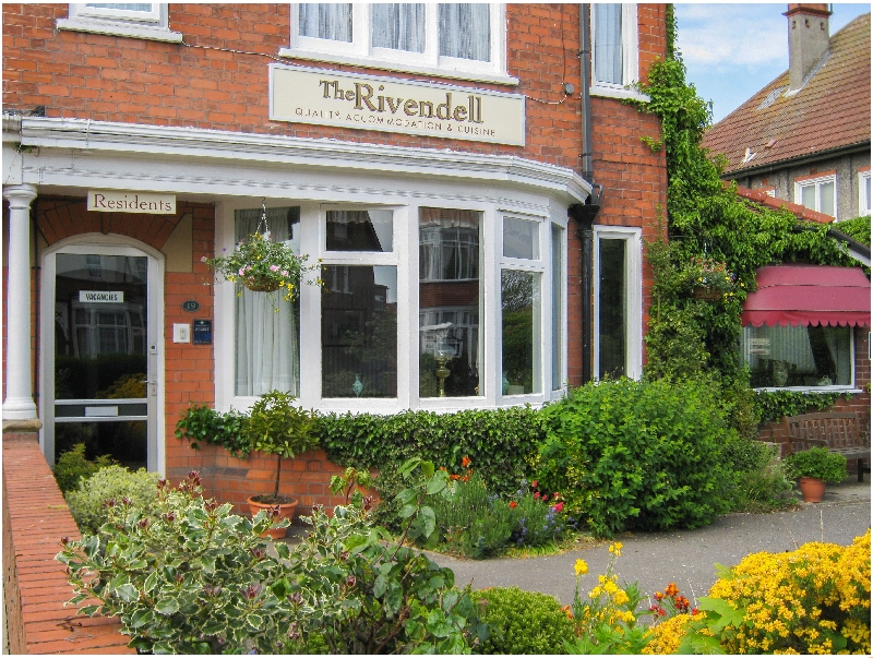 Rivendell a british holiday cottage for 12 in ,