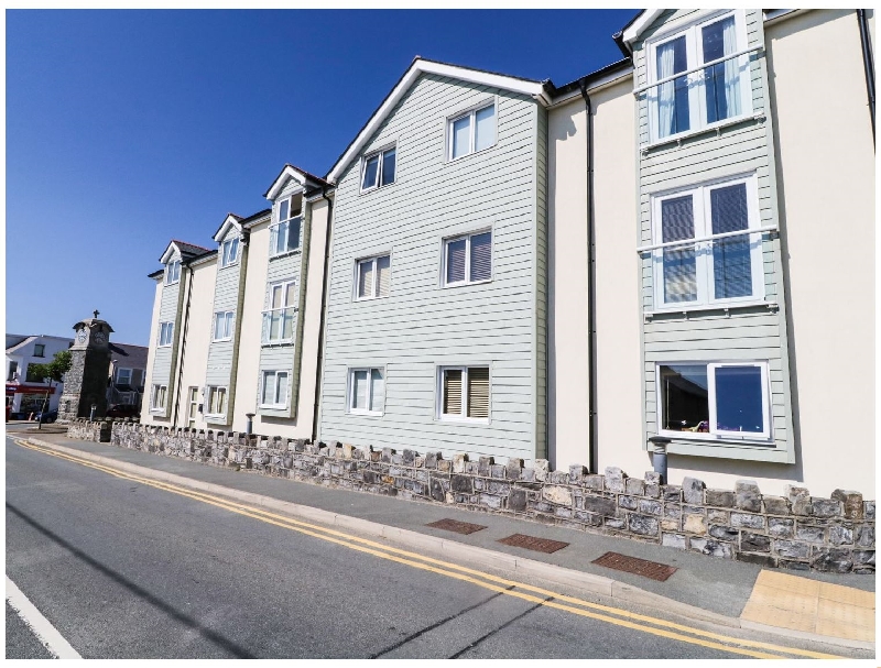 Click here for more about Maelog- 14 Tides Reach