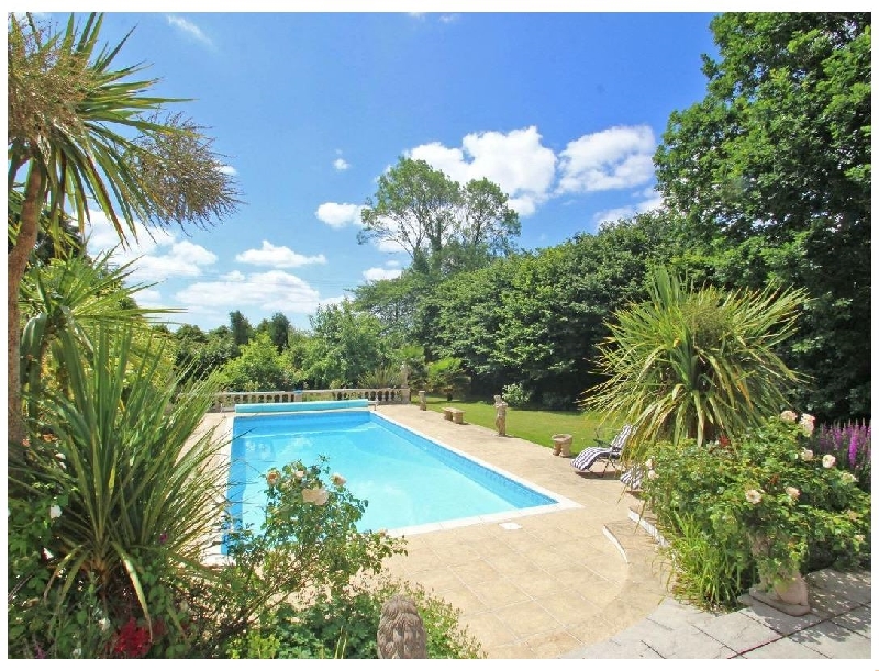 Sam's Cabin a british holiday cottage for 4 in , 