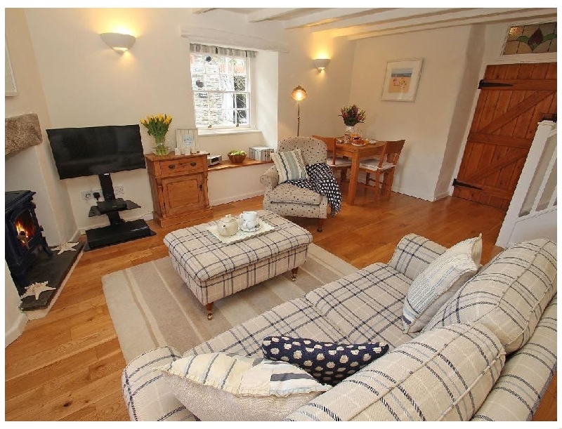 Click here for more about Sunrise Cottage