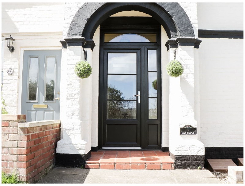 Oak Lodge a british holiday cottage for 4 in ,