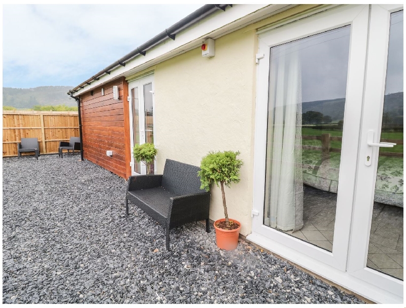 Click here for more about Cilan Bach