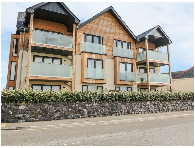 Click here for more about 2 Y Bae