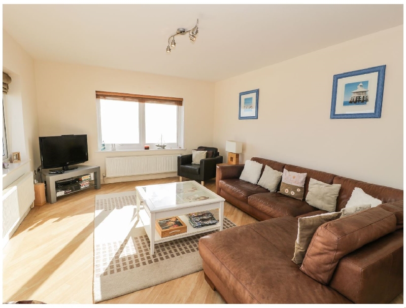 Penthouse 18- West End Point a british holiday cottage for 7 in ,
