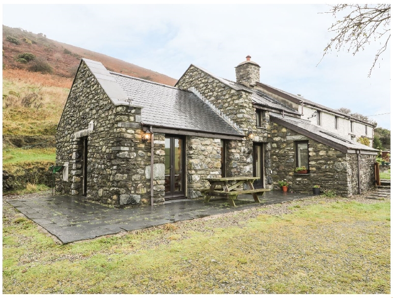Nant-y-Pwl Cottage a british holiday cottage for 4 in , 