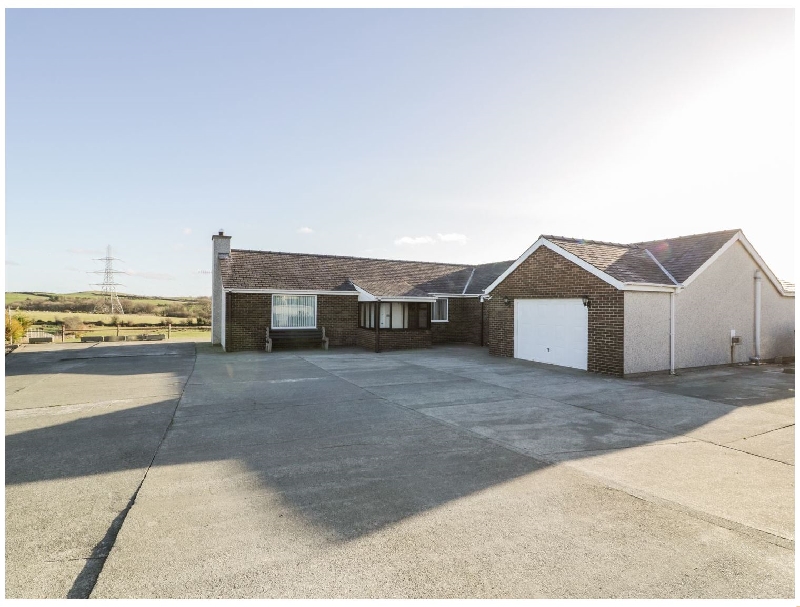 Click here for more about Gorwel Deg