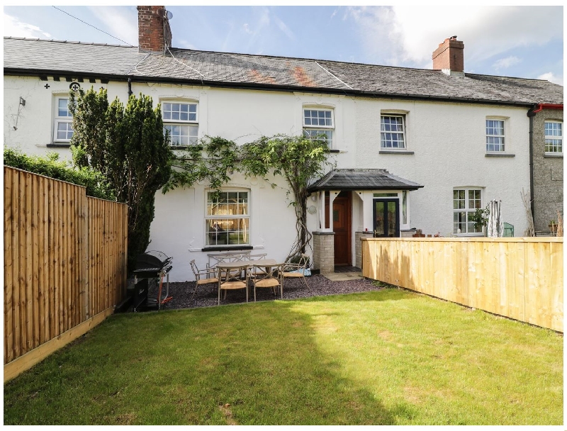 Click here for more about Daisy Cottage