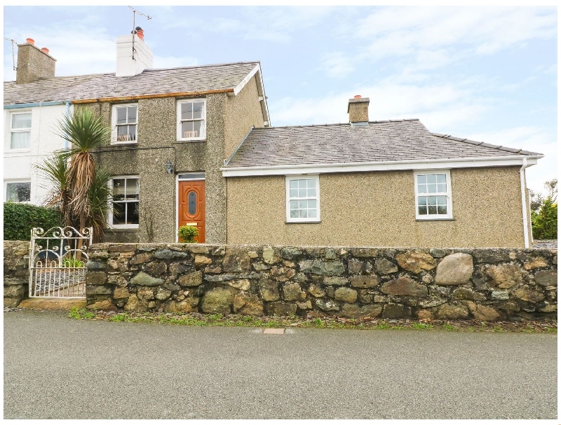 Bryn Lleuddad a british holiday cottage for 5 in ,