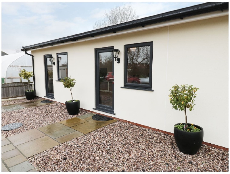 Click here for more about Foxes Den