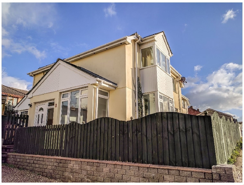 27 Berries Avenue a british holiday cottage for 6 in ,