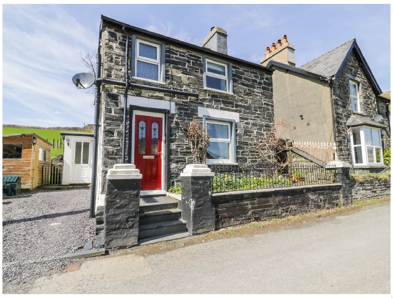 Bron Heulog a british holiday cottage for 4 in , 