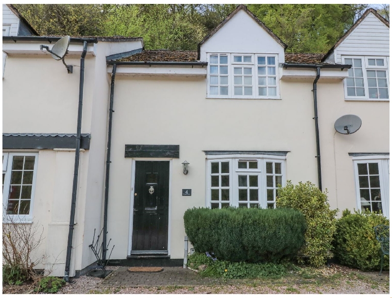 Click here for more about 4 Wye Rapids Cottages
