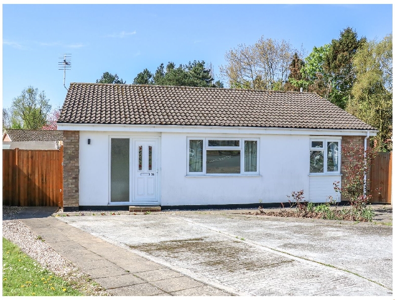 16 Heron Gardens a british holiday cottage for 5 in ,