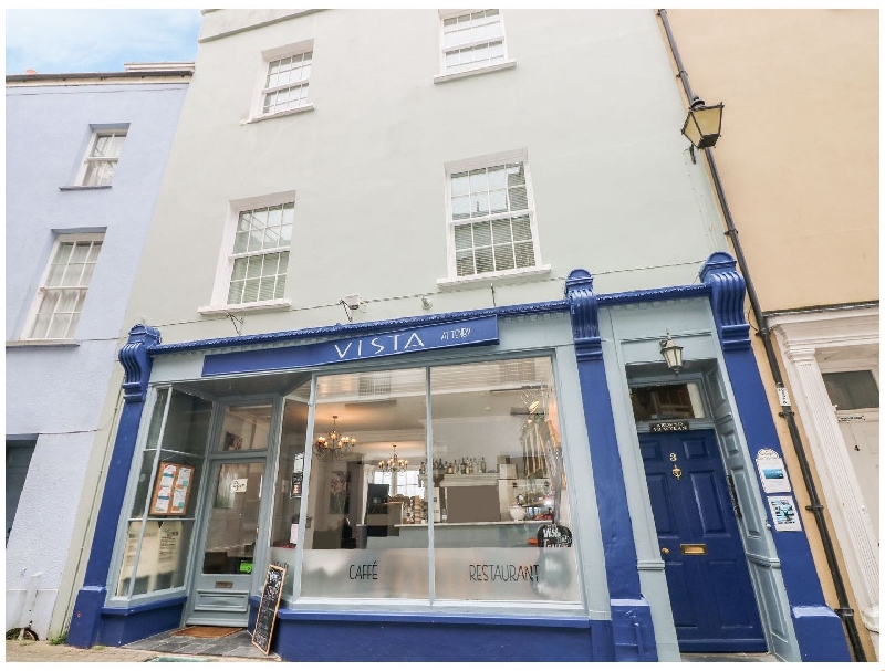 Click here for more about Apartment 3