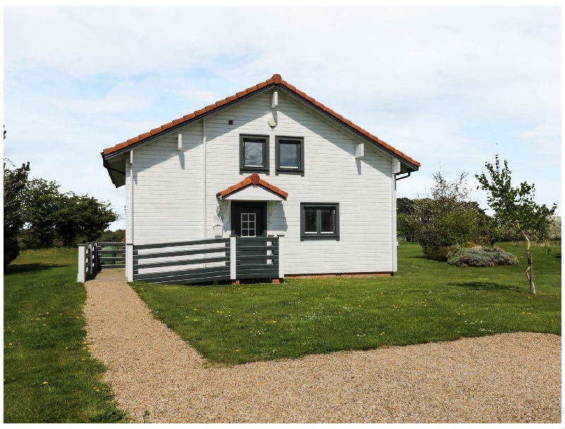 Moon Face a british holiday cottage for 4 in , 