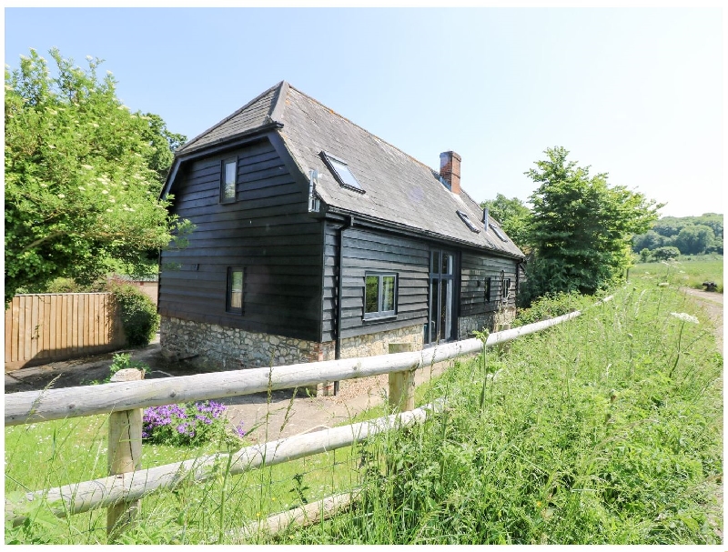 Little Duxmore Barn a british holiday cottage for 8 in ,