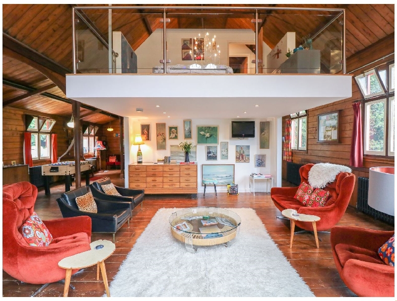 The Mission a british holiday cottage for 8 in ,