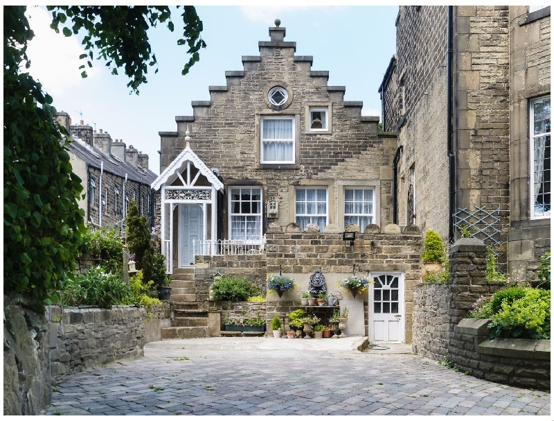 Click here for more about Curiosity Cottage