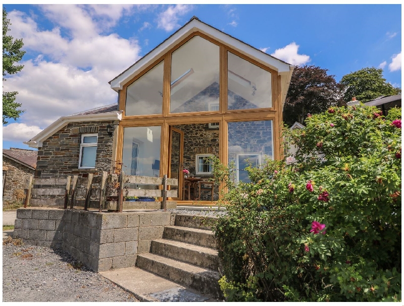 Llety'r Wennol a british holiday cottage for 4 in , 