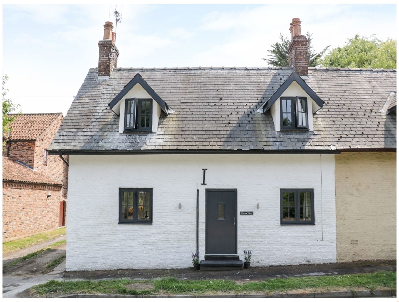 Corner View a british holiday cottage for 4 in ,