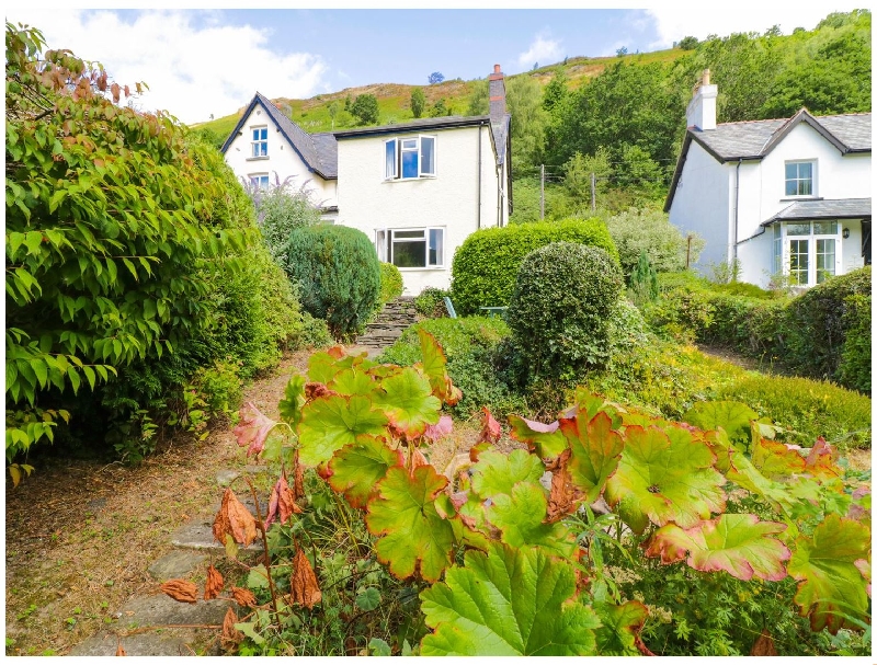 Swn Y Coed a british holiday cottage for 4 in ,