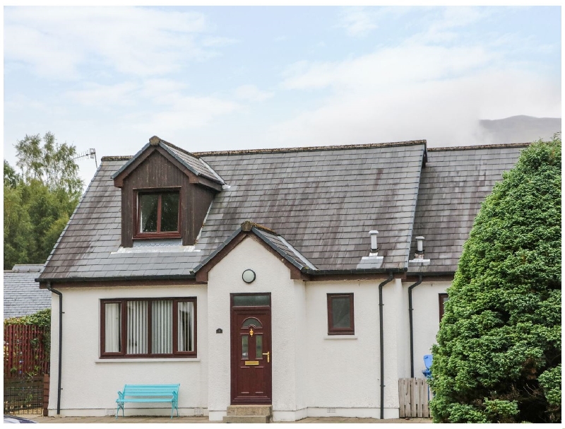 Click here for more about 3 Angus Crescent
