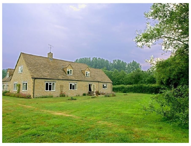 Tagmoor Hollow a british holiday cottage for 2 in , 