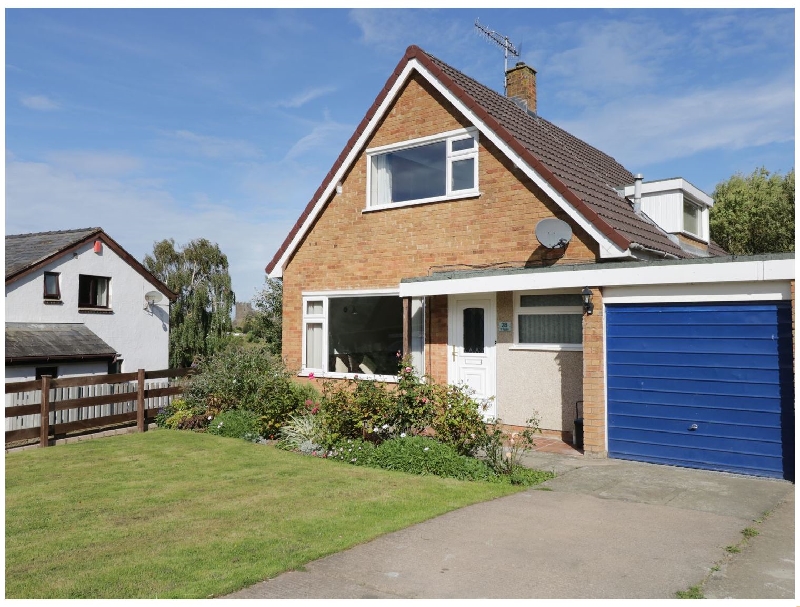 Castle View Cottage a british holiday cottage for 4 in , 