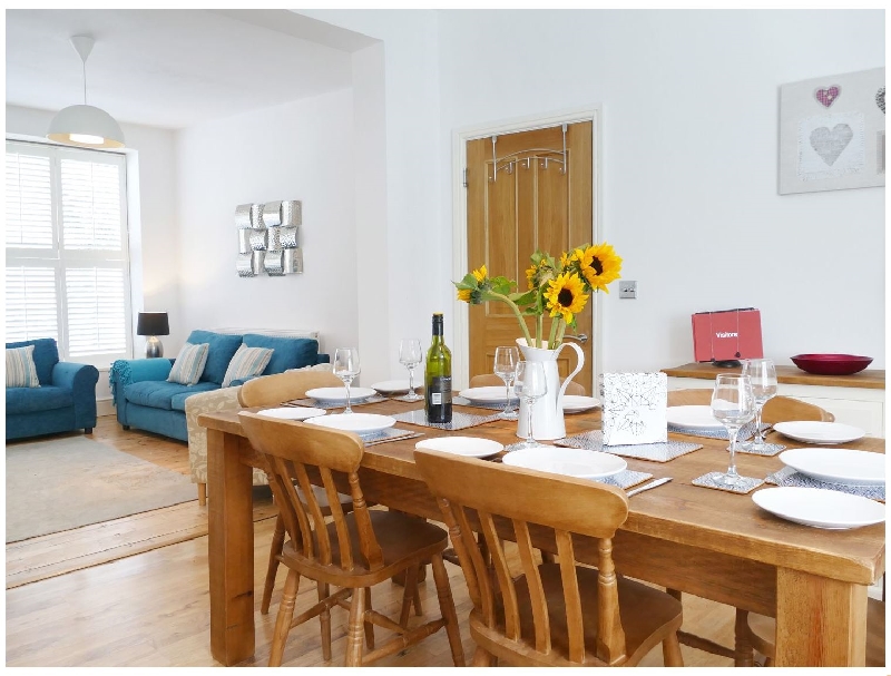 Wynnstead a british holiday cottage for 7 in ,