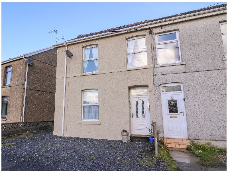 62 Danlan Road a british holiday cottage for 4 in , 