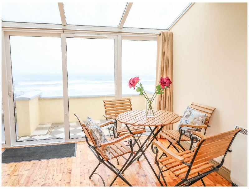 1 Fuaim na Farraige a british holiday cottage for 4 in , 