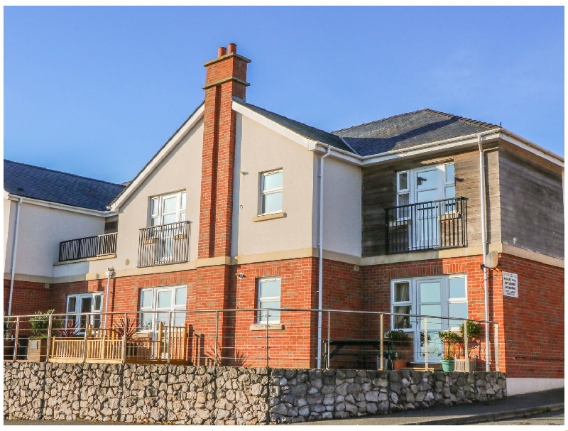 Beach View a british holiday cottage for 6 in ,