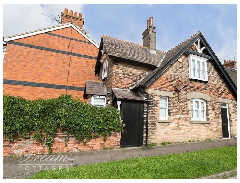 The Coachman's House a british holiday cottage for 4 in ,