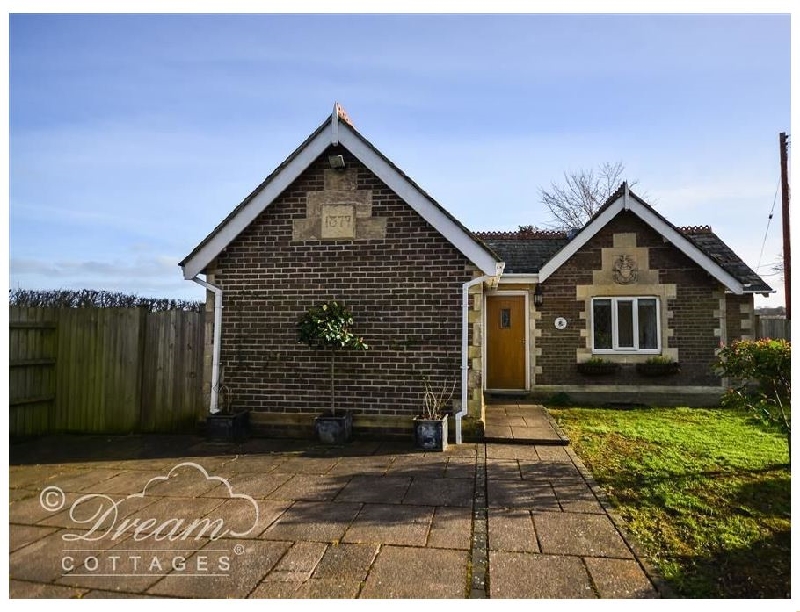 Click here for more about Frome Lodge House