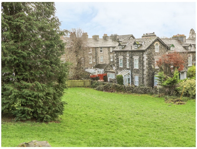 Click here for more about Giddy Goose